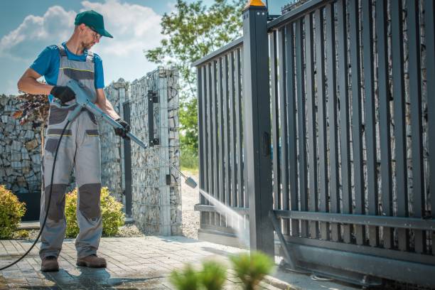 Animal Enclosure Cleaning in Blythewood, SC